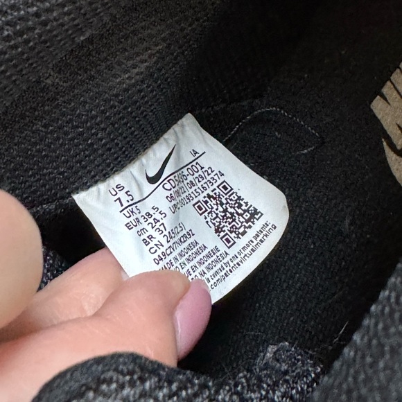 Nike Court Vision Mid Next Nature - Ladies Size 7.5 - EUC - Black & White - Picture 9 of 10